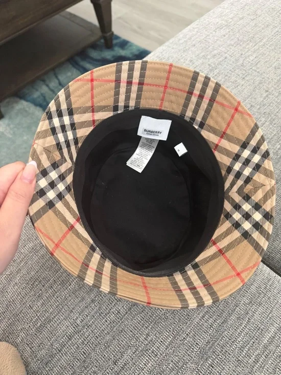 Burberry Bucket Hat - Picture 3 of 4
